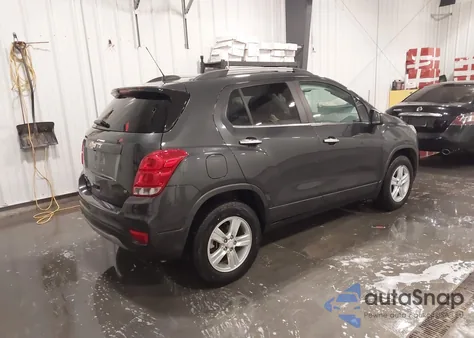 2018 Chevrolet Trax Lt z USA, uszkodzony, nr VIN 3GNCJPSB2JL279237